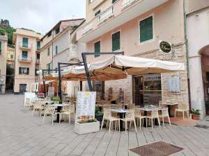 AttivitÃ  Commerciale Pietra Ligure